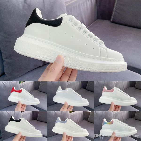 2021 velvet black rainbow wedding platform fashion party men women shoes laser blue leather reflective triple white red flat casual sneakers
2021 velvet black rainbow wedding platform fashion party men women shoes laser blue leather reflective triple white red flat casual sneakers