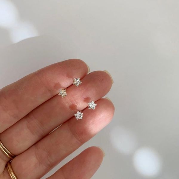 925 sterling silver shinny cz star stud earrings for women girls zirconia ear bone dainty gold earring studs fine jewelry (pair), Golden;silver
925 sterling silver shinny cz star stud earrings for women girls zirconia ear bone dainty gold earring studs fine jewelry (pair), Golden;silver