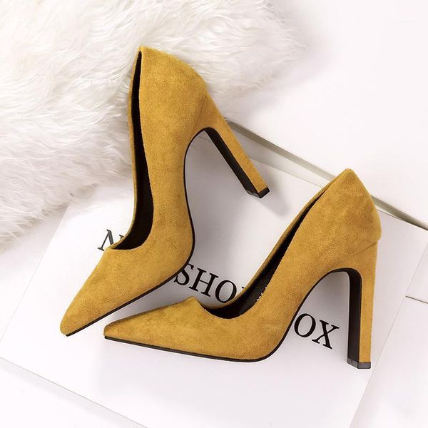2020 women 10cm block high heels bridal scarpin valentine pumps ladies pointed toe red plaza heels female chunky classic shoes1, Black
2020 women 10cm block high heels bridal scarpin valentine pumps ladies pointed toe red plaza heels female chunky classic shoes1, Black