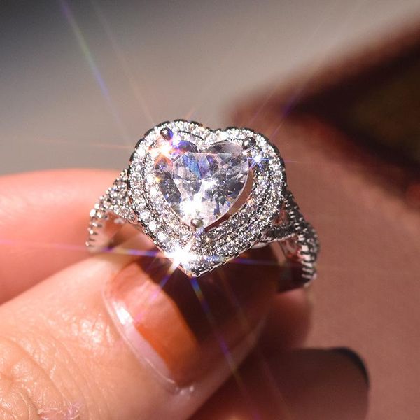 18k gold heart shape diamond ring for women anillos de bizuteria fashion gemstone solid 14k gold jewelry ring cushion zirconia, Golden;silver
18k gold heart shape diamond ring for women anillos de bizuteria fashion gemstone solid 14k gold jewelry ring cushion zirconia, Golden;silver