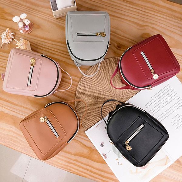 2021 summer new women's backpack mini small solid zipper sweet casual fashion backpack school bag 
2021 summer new women's backpack mini small solid zipper sweet casual fashion backpack school bag