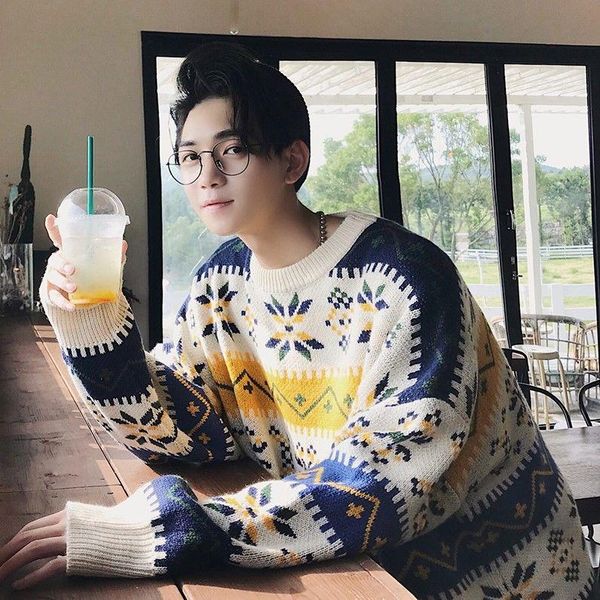autumn and winter hong kong sweater men's korean trend loose sweater students' round neck jacket t-shirt coat, White;black
autumn and winter hong kong sweater men's korean trend loose sweater students' round neck jacket t-shirt coat, White;black