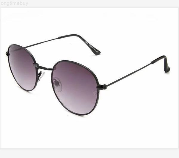 classic style women men and 20 modern beach multi-color inexpensive sunglasses dispatching, White;black
classic style women men and 20 modern beach multi-color inexpensive sunglasses dispatching, White;black