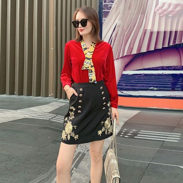 new fashion spring autumn party work velvet embroidery print black half skirt elegant chic women's sets1, White
new fashion spring autumn party work velvet embroidery print black half skirt elegant chic women's sets1, White