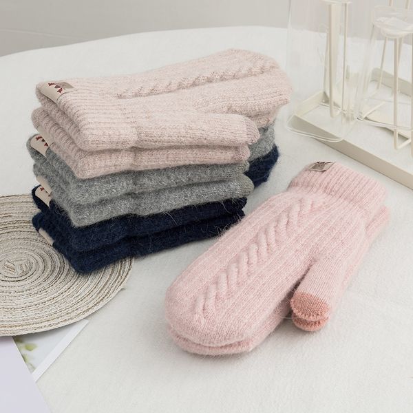 female winter thickened windproof and cold proof warm wool rabbit hair cute korean school riding neck plush gloves
female winter thickened windproof and cold proof warm wool rabbit hair cute korean school riding neck plush gloves
