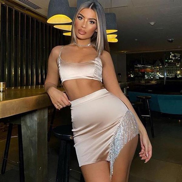 nightclub shiny rhinestone fashion women two piece set crystal tassel spaghetti strap push up crop side cut mini skirt, Gray
nightclub shiny rhinestone fashion women two piece set crystal tassel spaghetti strap push up crop side cut mini skirt, Gray