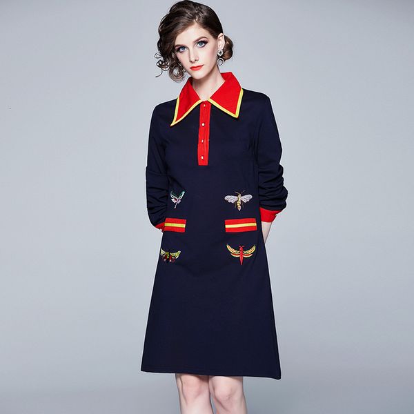 2021 new fashion designer bees embroidery autumn runway contrast color striped women es lapel collar office lady a-line 4p92, Black;gray
2021 new fashion designer bees embroidery autumn runway contrast color striped women es lapel collar office lady a-line 4p92, Black;gray