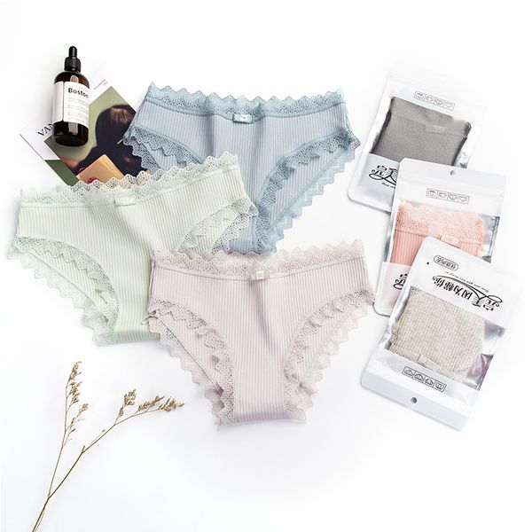 3pieces/lot cotton women's panties lovely girls kawaii lace panties seamless panties women briefs for women shorts, Black;pink 
3pieces/lot cotton women's panties lovely girls kawaii lace panties seamless panties women briefs for women shorts, Black;pink