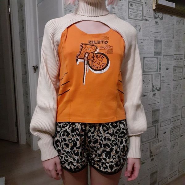 vipautumn / winter 2020 knitted sweater leakage chest fashion versatile personality pullover high collar women's wear, White;black
vipautumn / winter 2020 knitted sweater leakage chest fashion versatile personality pullover high collar women's wear, White;black