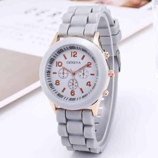 classic style geneva jelly macaron silicone watch student children's gift quartz jam tangan, Slivery;brown
classic style geneva jelly macaron silicone watch student children's gift quartz jam tangan, Slivery;brown