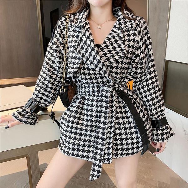women's jackets houndstooth woolen coat 2021 autumn and winter korean style temperament small tweed jacket with sashes, Black;brown
women's jackets houndstooth woolen coat 2021 autumn and winter korean style temperament small tweed jacket with sashes, Black;brown