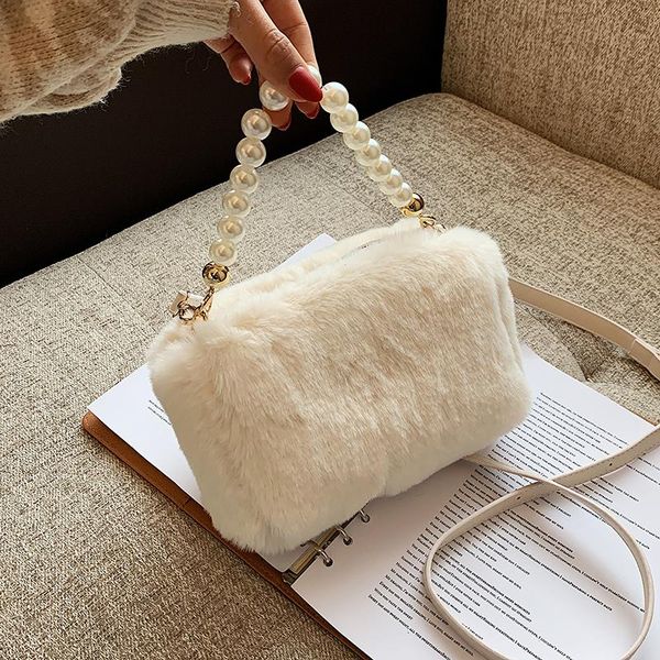 niche design plush handbags 2020 autumn/winter new fashion all-match messenger bag square bag dual-use width: 25cm
niche design plush handbags 2020 autumn/winter new fashion all-match messenger bag square bag dual-use width: 25cm
