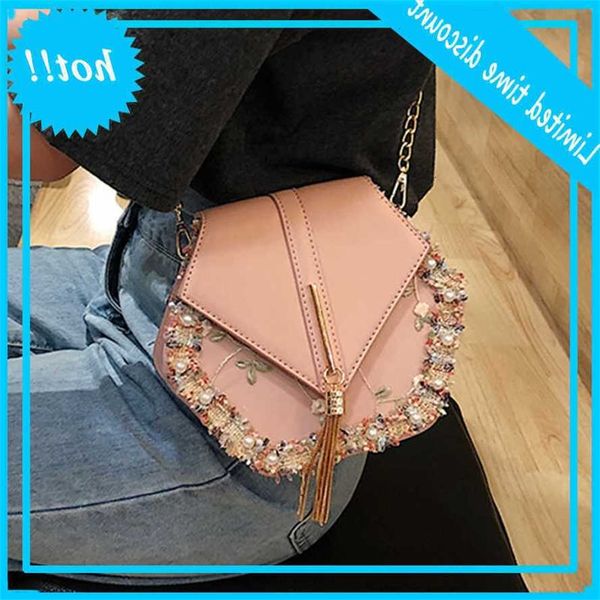 2019 women's pearl decorative leather handbag luxury metal case and occupied chain shoulder bag fashion six shoe body cups
2019 women's pearl decorative leather handbag luxury metal case and occupied chain shoulder bag fashion six shoe body cups