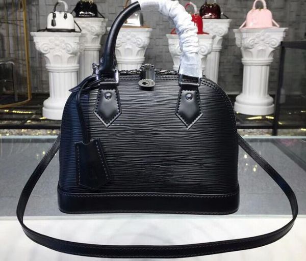 m53152made in real leather clutch purse handbag bag woman bag shoulder bag serial number insid
m53152made in real leather clutch purse handbag bag woman bag shoulder bag serial number insid