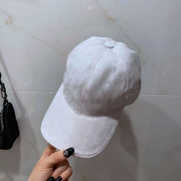 classic baseball cap pee cap men and women fashion 4 season hats beanies adjustable jazz hats with box bag, Blue;gray
classic baseball cap pee cap men and women fashion 4 season hats beanies adjustable jazz hats with box bag, Blue;gray