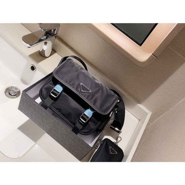 famous stylist men's bags 20aw new arrival bag designers casual women shoulder bags casual extravagant handbags style black color
famous stylist men's bags 20aw new arrival bag designers casual women shoulder bags casual extravagant handbags style black color