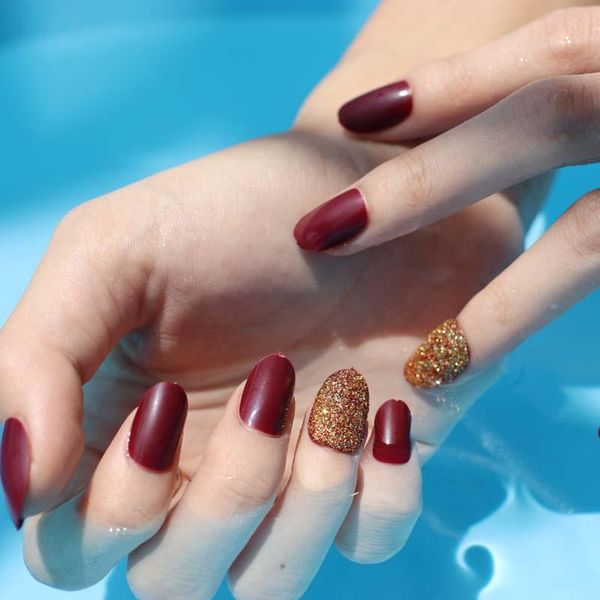 the latest handmade candy fake nails round head rhinestones 24pcs deep red, Red;gold
the latest handmade candy fake nails round head rhinestones 24pcs deep red, Red;gold
