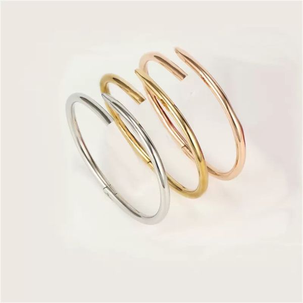 fashion gold silver black titanium steel nail bracelet bangle inlay diamond screw cuff bracelets women men love jewelry gift 16 19 size
fashion gold silver black titanium steel nail bracelet bangle inlay diamond screw cuff bracelets women men love jewelry gift 16 19 size