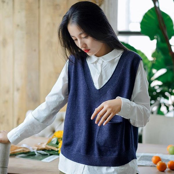 qpfjqd spring autumn women's knitting vest loose sleeveless v-neck solid color pockets soft women sweaters 20201, White;black
qpfjqd spring autumn women's knitting vest loose sleeveless v-neck solid color pockets soft women sweaters 20201, White;black