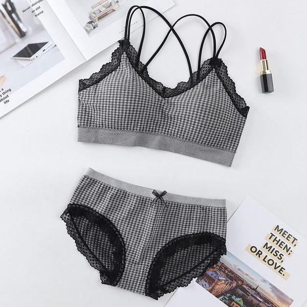 women bra and panty set seamless cotton lingerie set beauty back push up bra brief lace crop female underwear1, Red;black
women bra and panty set seamless cotton lingerie set beauty back push up bra brief lace crop female underwear1, Red;black