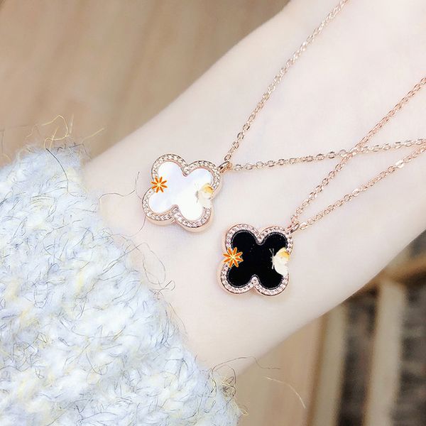 korean version of rose gold double-sided four-leaf clover necklace, a two-wear clavicle chain hypoallergenic necklace for women, Silver
korean version of rose gold double-sided four-leaf clover necklace, a two-wear clavicle chain hypoallergenic necklace for women, Silver
