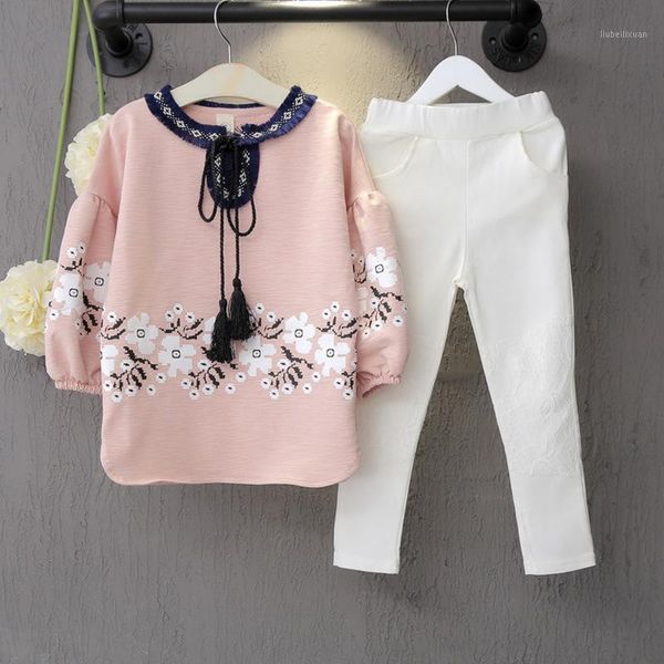 original zebra remember grils autumn clothing set floral sleeve wool collar upwear+white pencil pants two piece kids fall suits1
original zebra remember grils autumn clothing set floral sleeve wool collar upwear+white pencil pants two piece kids fall suits1