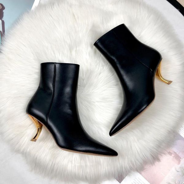 botas mujer invierno 2020 new pointed shoes woman metal heel boots women trend zipper zapatos de mujer black wild boots1
botas mujer invierno 2020 new pointed shoes woman metal heel boots women trend zipper zapatos de mujer black wild boots1