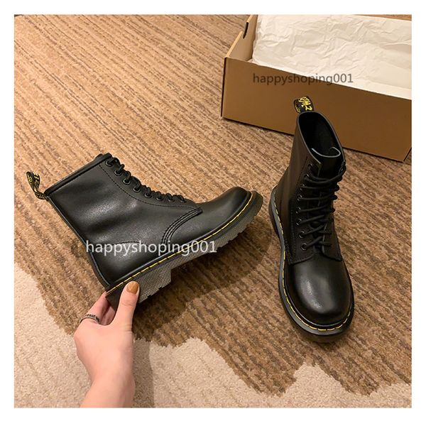 2021 martin boots women's ankle boot classic 8 holes motorcycle martin shoes goodyear boots first layer cowhide black 
2021 martin boots women's ankle boot classic 8 holes motorcycle martin shoes goodyear boots first layer cowhide black