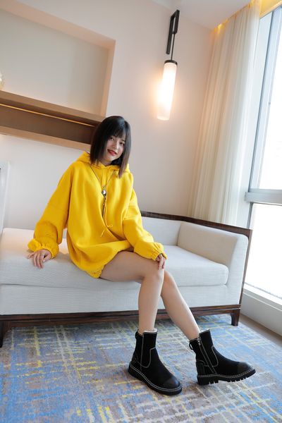 nwe shose boots female british style 2020 new autumn and winter leather explosion boots short boots snow cotton shoes winter plus velvet, Black
nwe shose boots female british style 2020 new autumn and winter leather explosion boots short boots snow cotton shoes winter plus velvet, Black