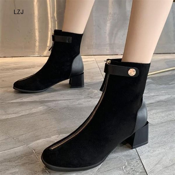 lzj 2020 women winter flock boots new fashion party square toe front zipper plush warm black shoes short ankle booties
lzj 2020 women winter flock boots new fashion party square toe front zipper plush warm black shoes short ankle booties