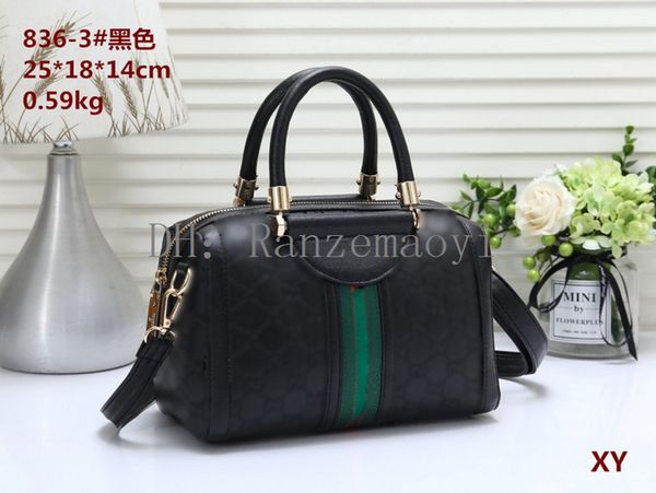 2021 fashion series crossbody bags women tote bags portable european and american retro printed pu shoulder bag
2021 fashion series crossbody bags women tote bags portable european and american retro printed pu shoulder bag