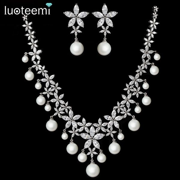 luoteemi luxurious sweet white gold-color cubic zircon flowers imitation pearl waterdrop necklace earrings set wedding party jewelry set, Slivery;golden
luoteemi luxurious sweet white gold-color cubic zircon flowers imitation pearl waterdrop necklace earrings set wedding party jewelry set, Slivery;golden