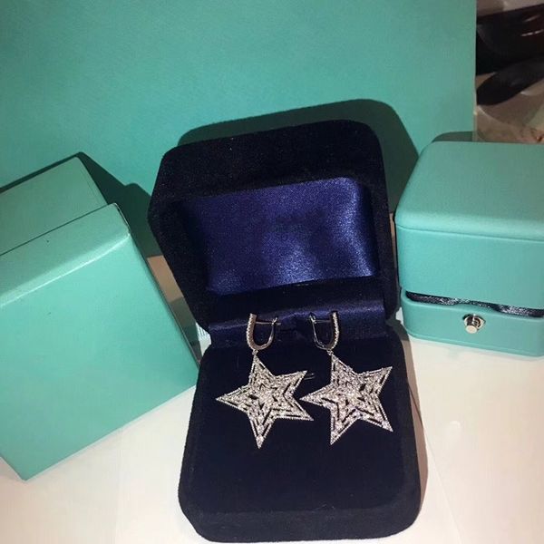 2020 autumn and winter explosions luxury high-end five-pointed star earrings noble and elegant temperament pure silver needle asian gold mat
2020 autumn and winter explosions luxury high-end five-pointed star earrings noble and elegant temperament pure silver needle asian gold mat