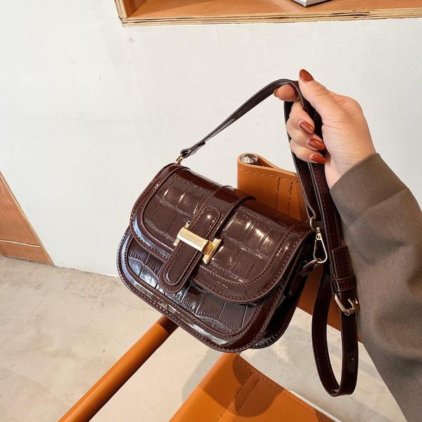 cross body premium texture stone pattern for fall/winter 2021 patent leather glossy women's designer fashion messenger bag
cross body premium texture stone pattern for fall/winter 2021 patent leather glossy women's designer fashion messenger bag