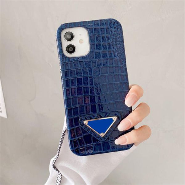 luxury designers leather phone cases for iphone 13 pro max 12 mini 11 xs xr x 8 7 plus fashion classic back cover case 6 colors
luxury designers leather phone cases for iphone 13 pro max 12 mini 11 xs xr x 8 7 plus fashion classic back cover case 6 colors