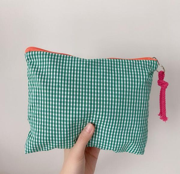 dhl60pcs makeup bags women cotton plaid makeup bag zipper pouch necessarie feminina purse travel big bath cosmetic bags organizer
dhl60pcs makeup bags women cotton plaid makeup bag zipper pouch necessarie feminina purse travel big bath cosmetic bags organizer