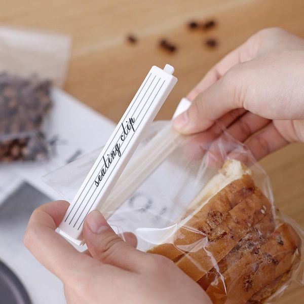 10pcs bag clips household snack plastic bag sealing clip for vacuum kitchen fresh keeping storage tools
10pcs bag clips household snack plastic bag sealing clip for vacuum kitchen fresh keeping storage tools