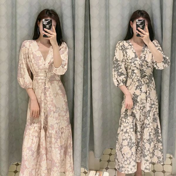 women's wear australian minority design v-neck floral print midi skirt mid length dress, Black;gray 
women's wear australian minority design v-neck floral print midi skirt mid length dress, Black;gray