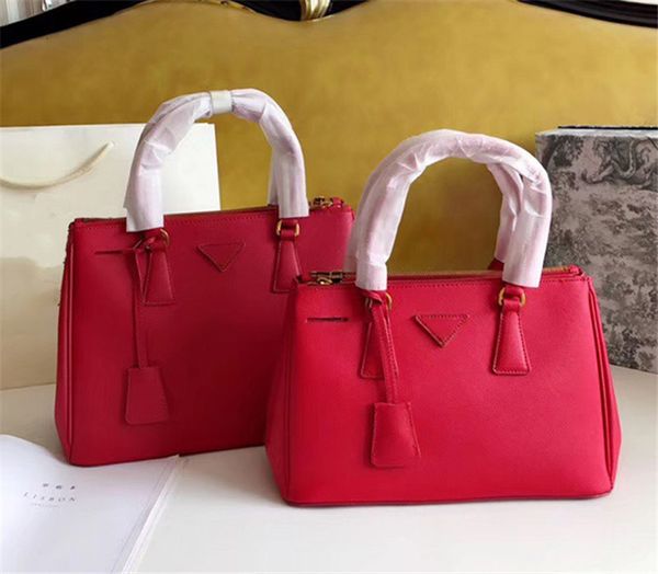 2020 new classic womens handbags killer bag cross pattern shoulder bags women tote purse genuine leather clutch lady strap crossbody totes
2020 new classic womens handbags killer bag cross pattern shoulder bags women tote purse genuine leather clutch lady strap crossbody totes