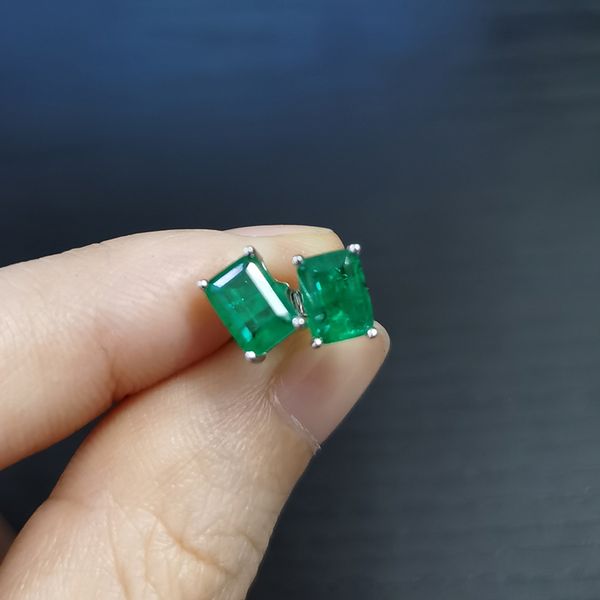 vintage solid 925 sterling silver emerald gemstone stud earrings for women anniversary party gift christmas earrings cx200628, Golden;silver
vintage solid 925 sterling silver emerald gemstone stud earrings for women anniversary party gift christmas earrings cx200628, Golden;silver