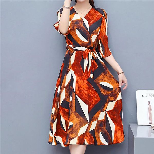 2019 autumn winter geometric print vintage dress plus size midi dresses korean elegant women party long sleeve bodycon j30, Black;gray
2019 autumn winter geometric print vintage dress plus size midi dresses korean elegant women party long sleeve bodycon j30, Black;gray