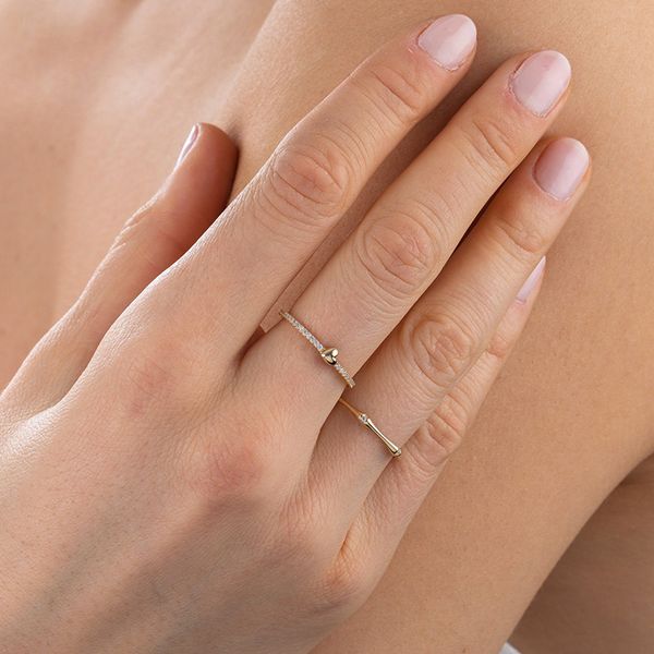 2021 valentine's day gift for girlfriend micro pave cz thin band gold plated 925 sterling silver tiny heart ring, Slivery;golden
2021 valentine's day gift for girlfriend micro pave cz thin band gold plated 925 sterling silver tiny heart ring, Slivery;golden