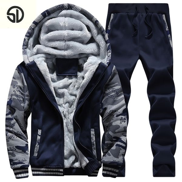 tracksuit men camouflage army casual hooded warm sweatshirt male winter thick inner fleece 2pc jacket+pant men moleton masculino 201020, Black
tracksuit men camouflage army casual hooded warm sweatshirt male winter thick inner fleece 2pc jacket+pant men moleton masculino 201020, Black