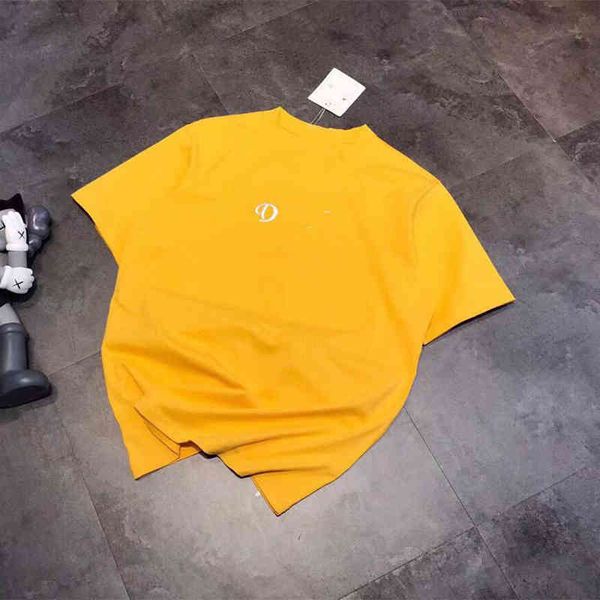 2022 factory wholesale new high version spring / summer women's embroidered letter piglet print short sleeve loose casual couple t-shir, White
2022 factory wholesale new high version spring / summer women's embroidered letter piglet print short sleeve loose casual couple t-shir, White