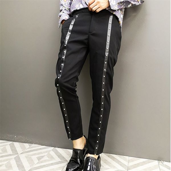 fashion rivet pencil trousers night club singer stage clothing men streetwear hip hop punk gothic casual black harem pants male 201218
fashion rivet pencil trousers night club singer stage clothing men streetwear hip hop punk gothic casual black harem pants male 201218