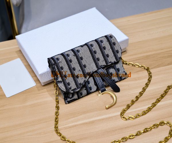 oblique chain wallet printing embroidery cardholder women d card holders designer leather canvas luxury retro wallet mini bank card bag card, Red;black
oblique chain wallet printing embroidery cardholder women d card holders designer leather canvas luxury retro wallet mini bank card bag card, Red;black