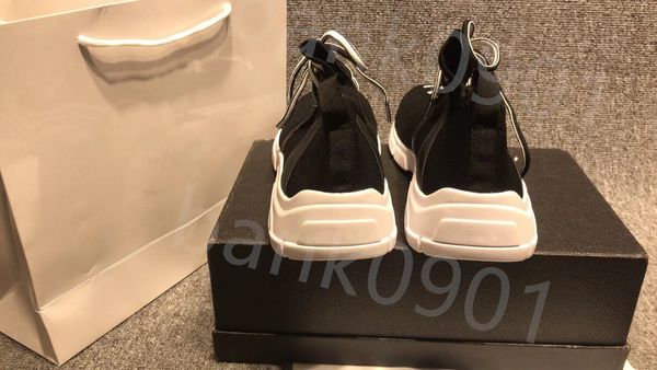 luxury designer shoes patent leather right triangle woman sneakers wholesaler price genuine leathers black canvas trainers2 with dustbag siz
luxury designer shoes patent leather right triangle woman sneakers wholesaler price genuine leathers black canvas trainers2 with dustbag siz