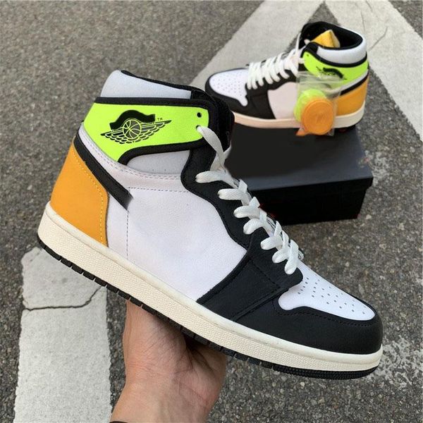 air authentic 1 high og volt gold sneakers white volt university gold black retro men women outdoor sports shoes with box
air authentic 1 high og volt gold sneakers white volt university gold black retro men women outdoor sports shoes with box