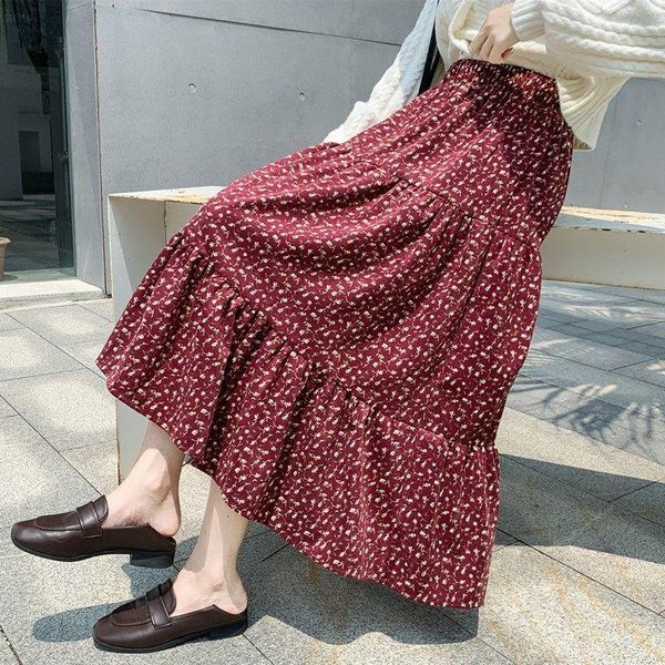 women 2021 autumn winter corduroy vintage floral print ruffle pleated a-line skirt female streetwear high waist midi skirts a312, Black
women 2021 autumn winter corduroy vintage floral print ruffle pleated a-line skirt female streetwear high waist midi skirts a312, Black