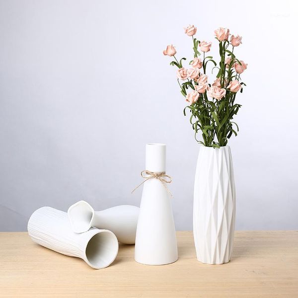 classic white ceramic vase chinese arts crafts decor contracted porcelain flower vase creative gift wedding decoration j1
classic white ceramic vase chinese arts crafts decor contracted porcelain flower vase creative gift wedding decoration j1